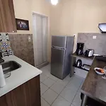 Casa Stella * 阿吉亚特拉萨