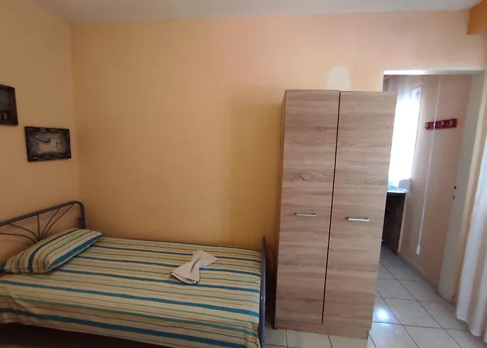 Casa Stella 阿吉亚特拉萨